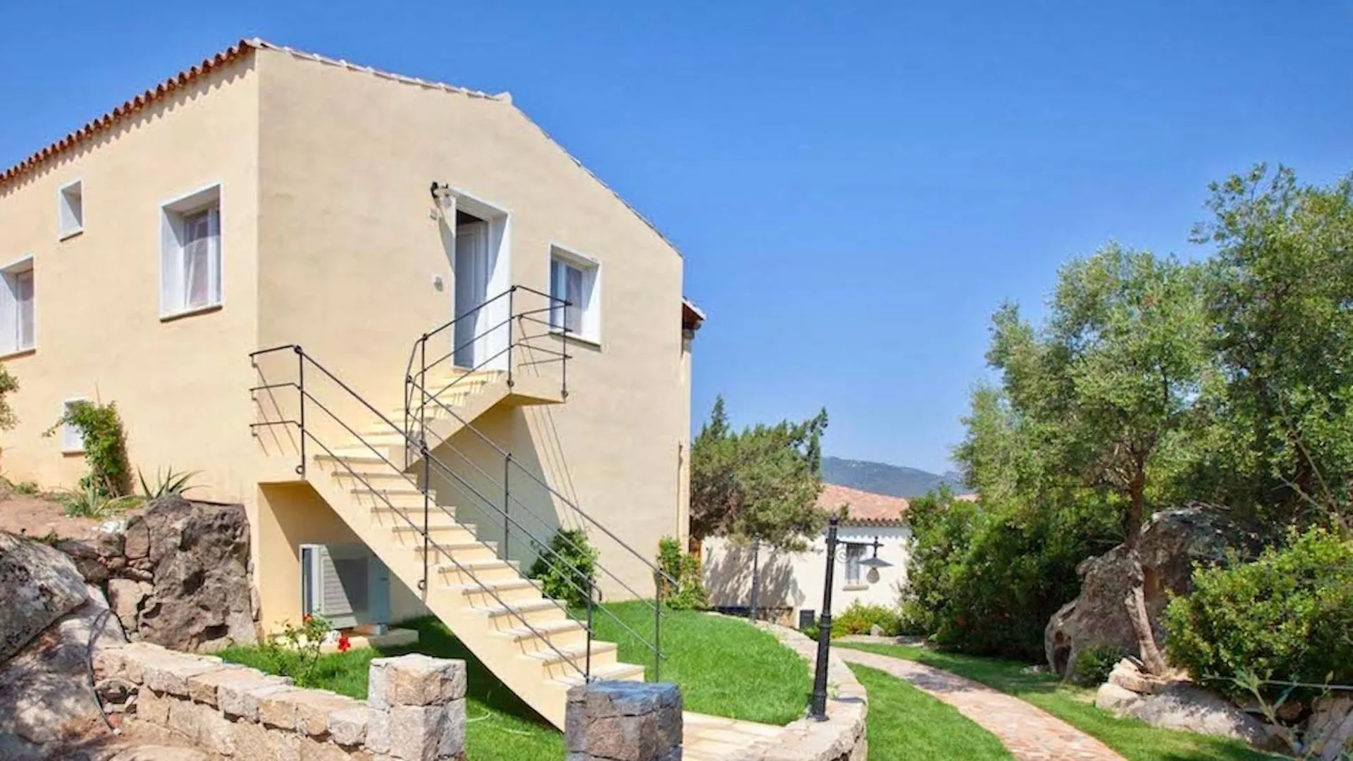 Apartments In Residence With Swimming Pool In Porto Rotondo Aparthotel