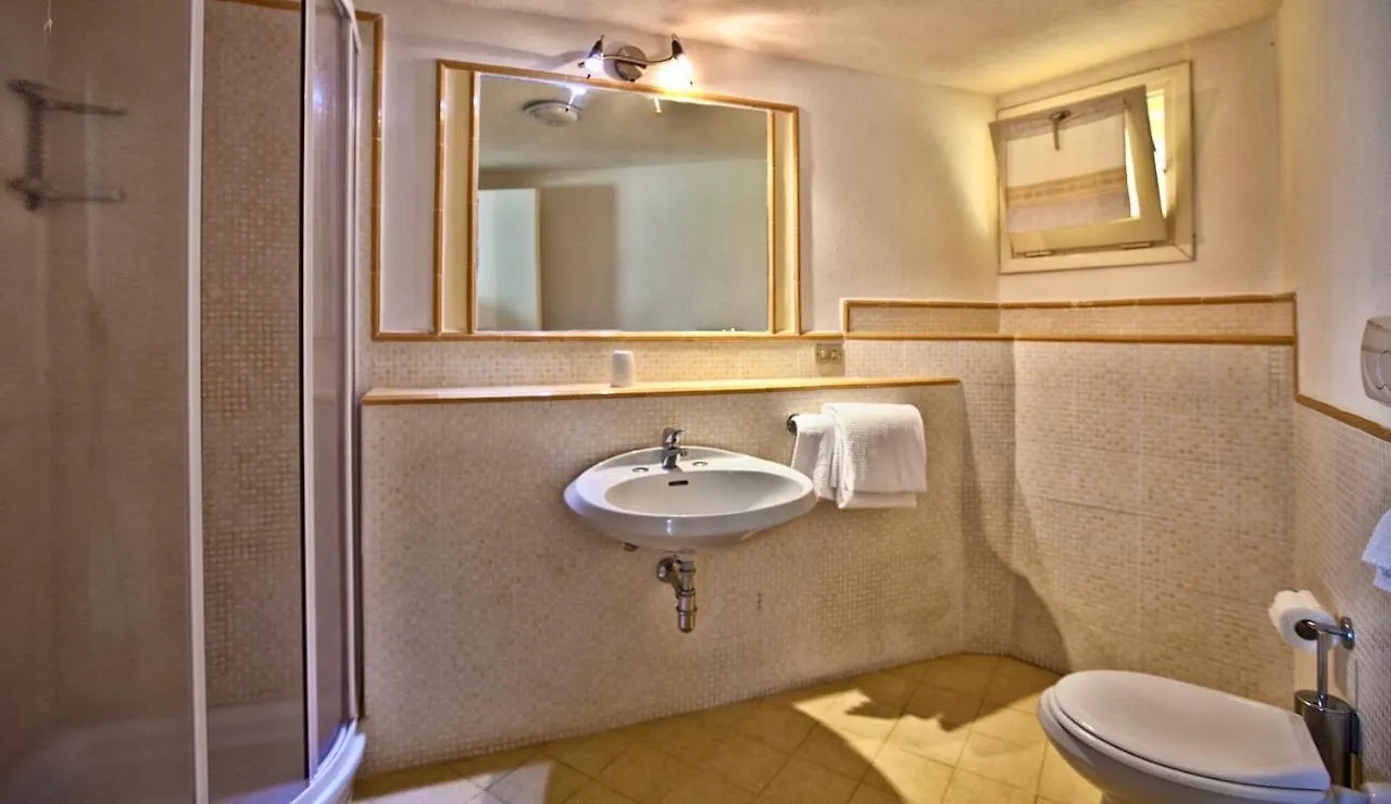 Apartments In Residence With Swimming Pool In Porto Rotondo Lägenhetshotell